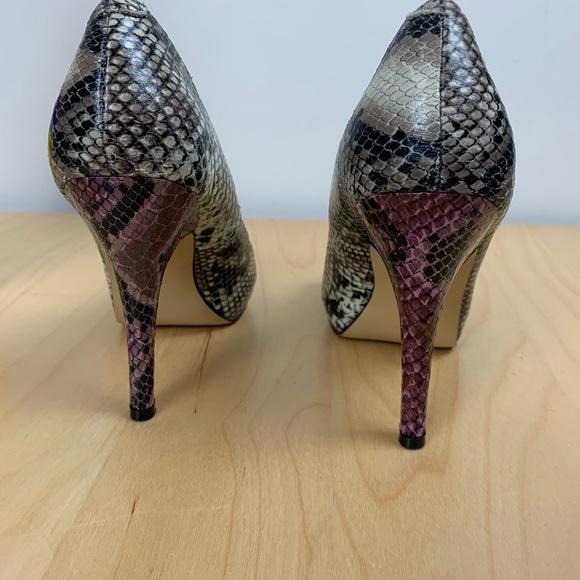 Steve Madden Heels  Faux Snake Skin Pattern Sz 9 - Picture 8 of 8